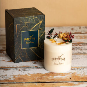 Rose Scented Soy Candle Aromatherapy Candle with Dried Roses